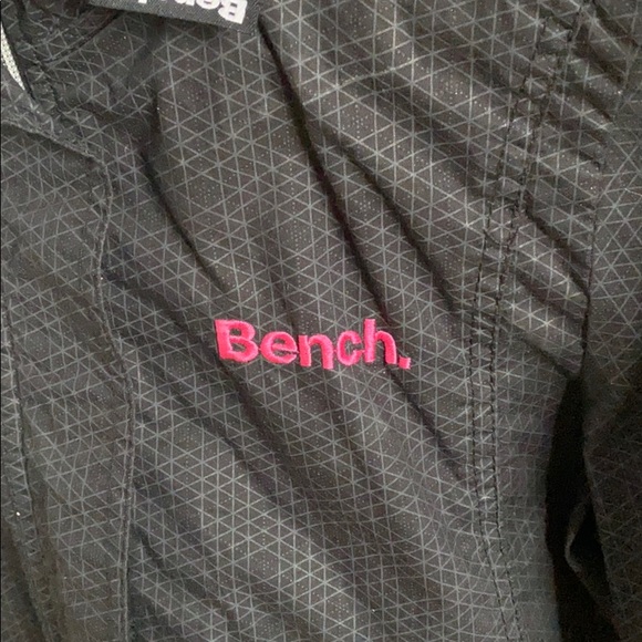 Bench Jacket - Picture 3 of 3